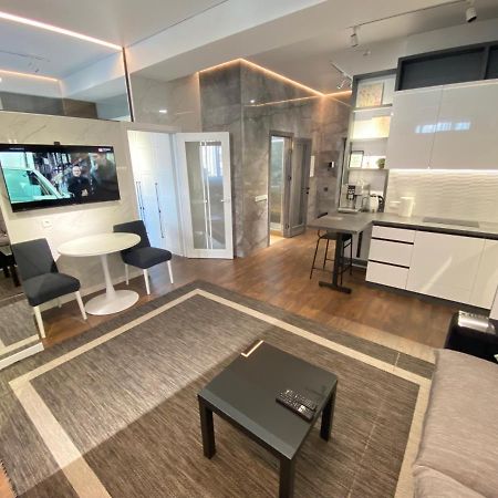 Rentnow Modern Lux Apartment In Centre Kişinev Dış mekan fotoğraf