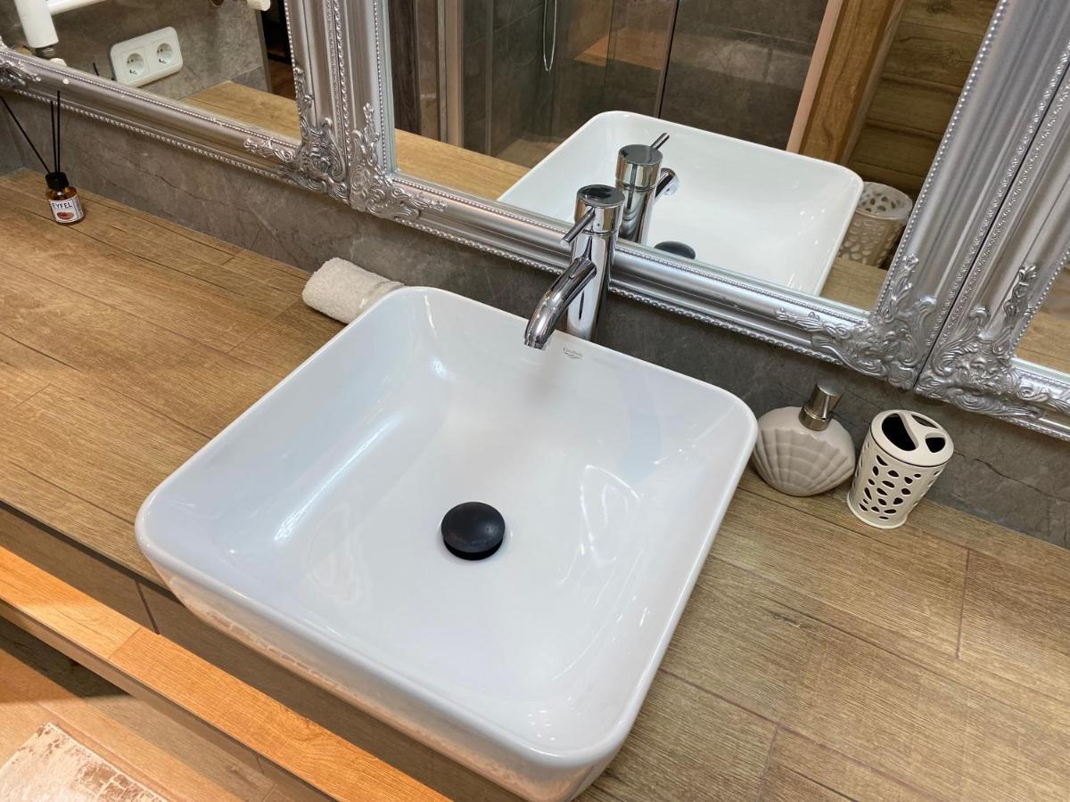 Rentnow Modern Lux Apartment In Centre Kişinev Dış mekan fotoğraf