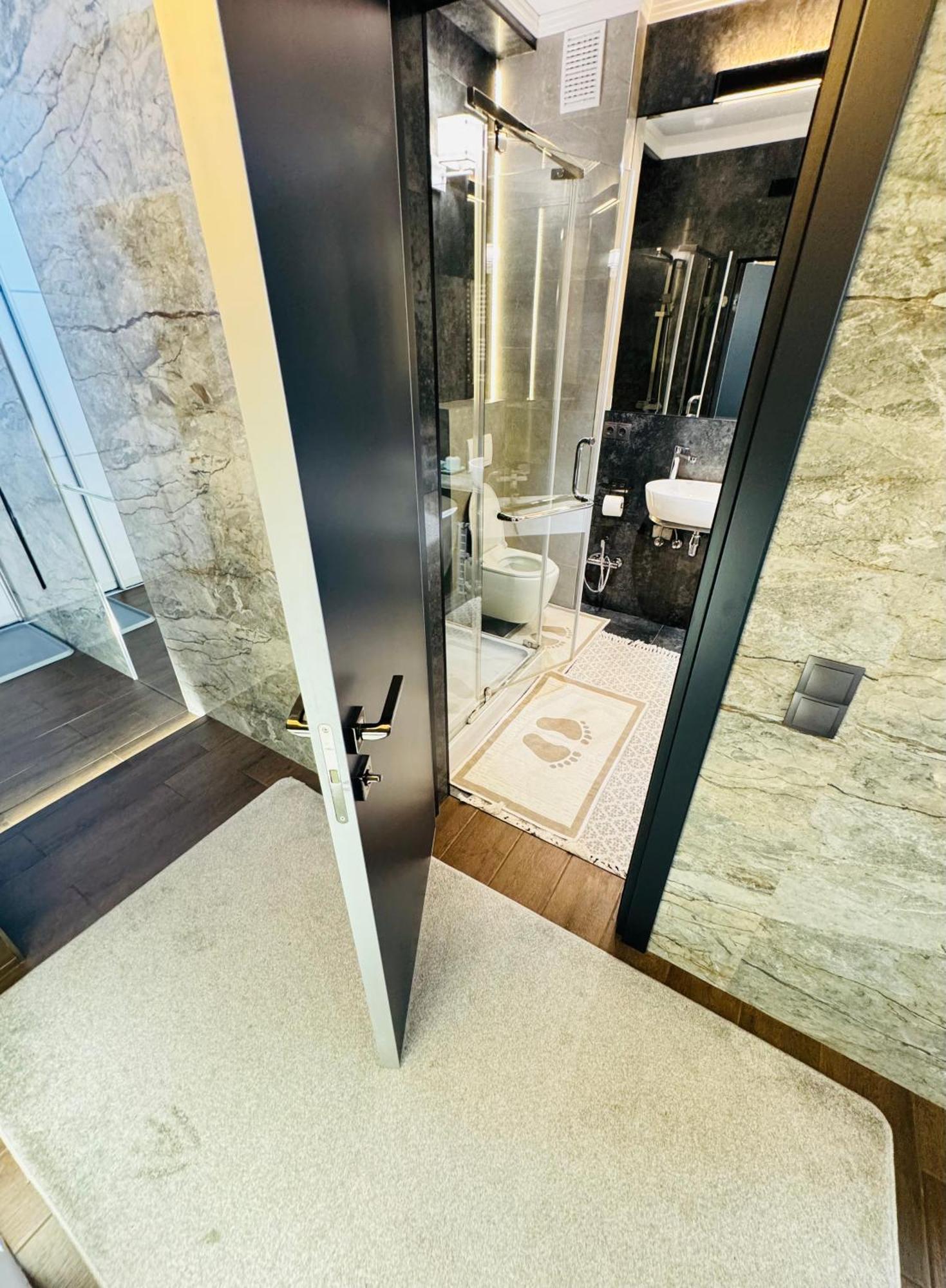Rentnow Modern Lux Apartment In Centre Kişinev Dış mekan fotoğraf